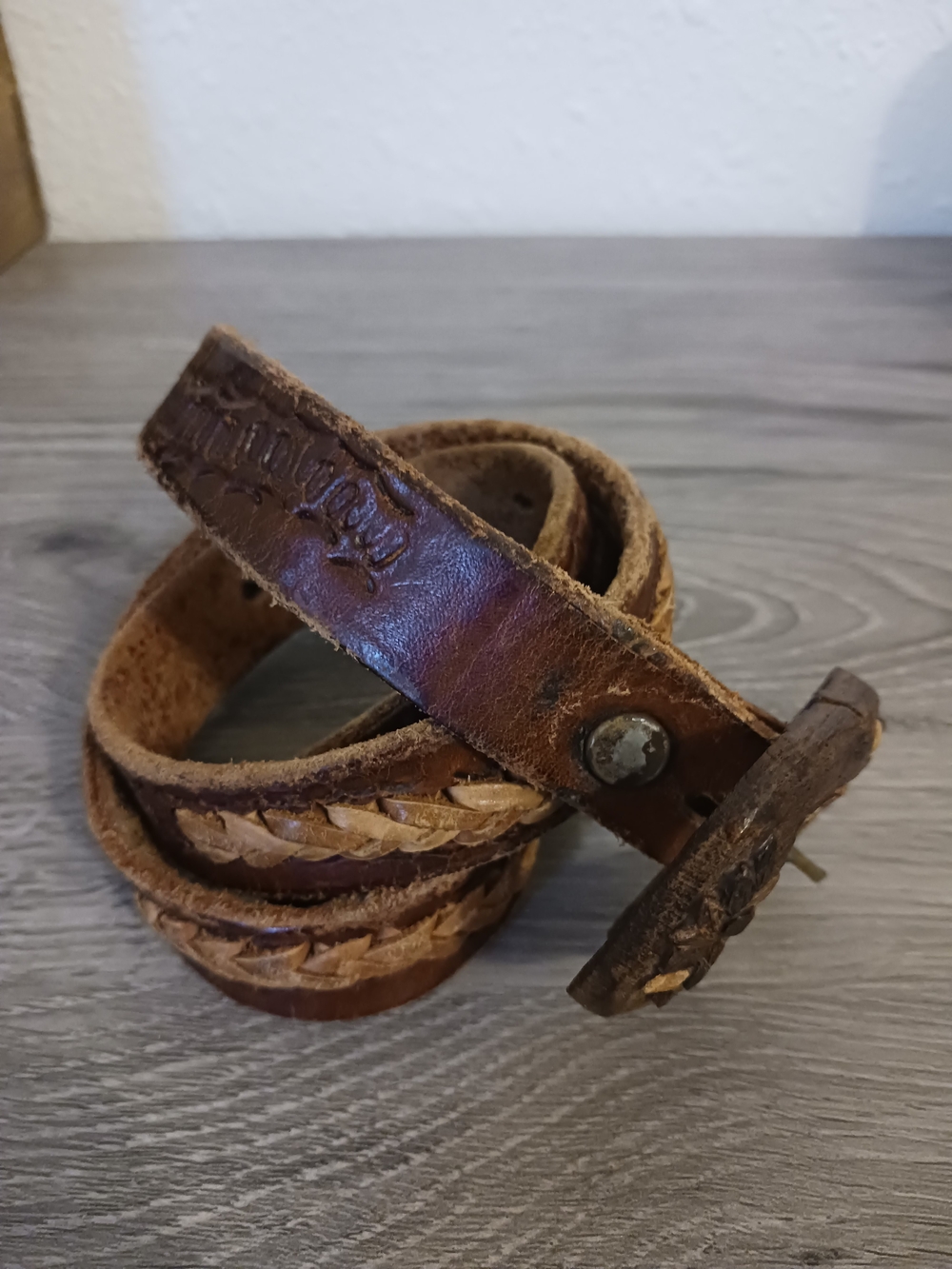 Handcrafted Brown Braided Leather Women’s Belt Wood Buckle 35" long - Picture 5 of 6